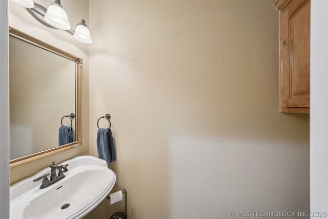 18725 W Highway 51 Street, Sand Springs, OK 74063
