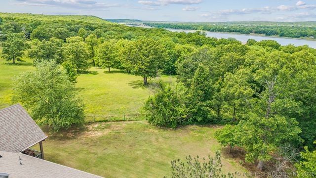 18725 W Highway 51 Street, Sand Springs, OK 74063