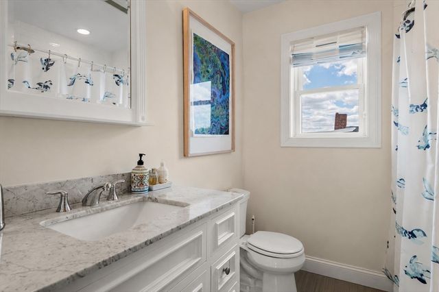 70 Moore St PH, Winthrop, MA 02152