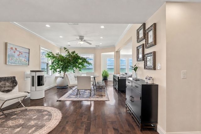 70 Moore St PH, Winthrop, MA 02152