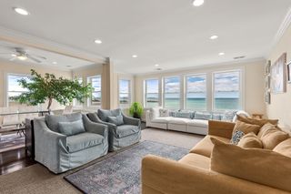 70 Moore St PH, Winthrop, MA 02152