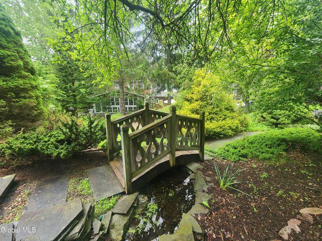 5214 NY-145, Cobleskill, NY 12043