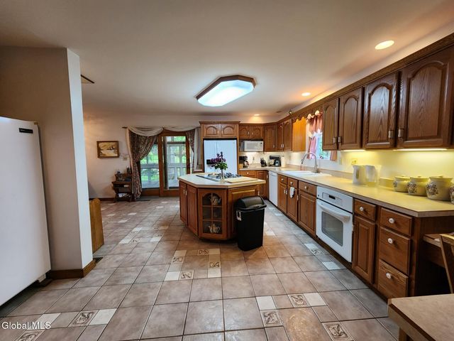 5214 NY-145, Cobleskill, NY 12043