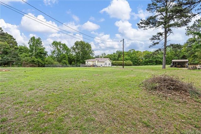 123 Lower McGuire Loop, Russellville, AR 72802