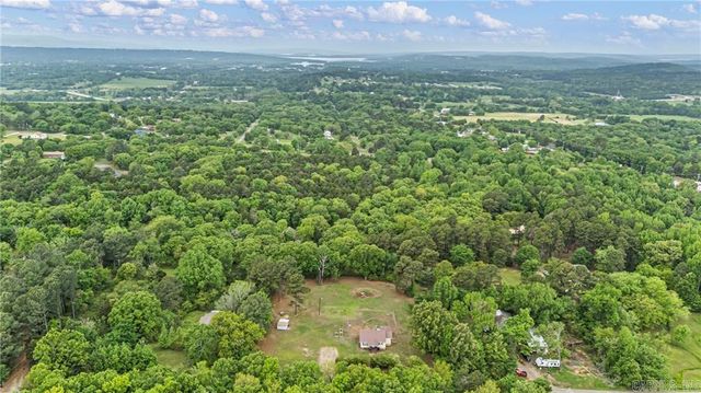 123 Lower McGuire Loop, Russellville, AR 72802