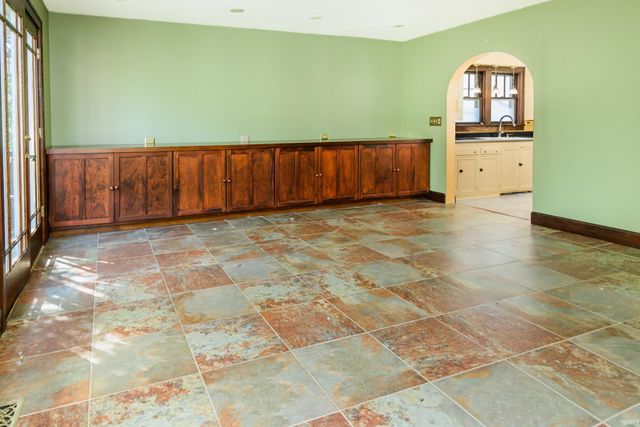 1309 S Lincoln Street, Bloomington, IN 47401