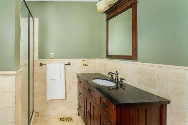 1309 S Lincoln Street, Bloomington, IN 47401