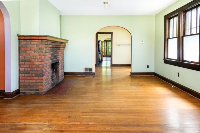 1309 S Lincoln Street, Bloomington, IN 47401
