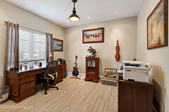 20185 Belle Vue Circle, D'iberville, MS 39540