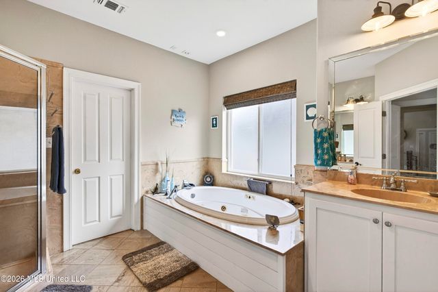 20185 Belle Vue Circle, D'iberville, MS 39540