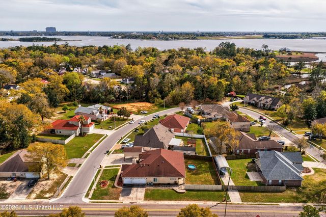 20185 Belle Vue Circle, D'iberville, MS 39540