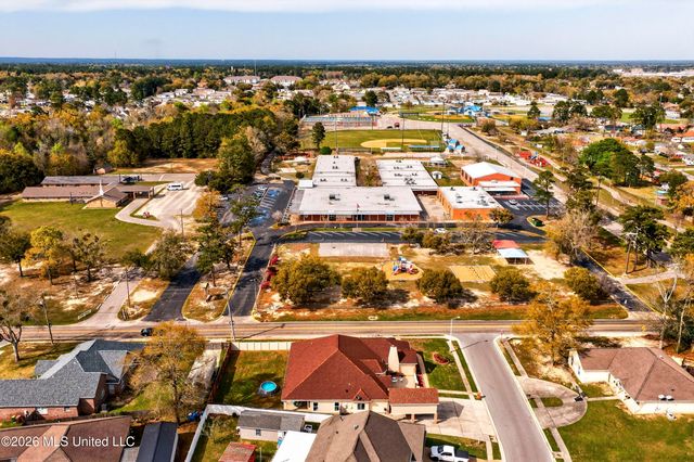 20185 Belle Vue Circle, D'iberville, MS 39540