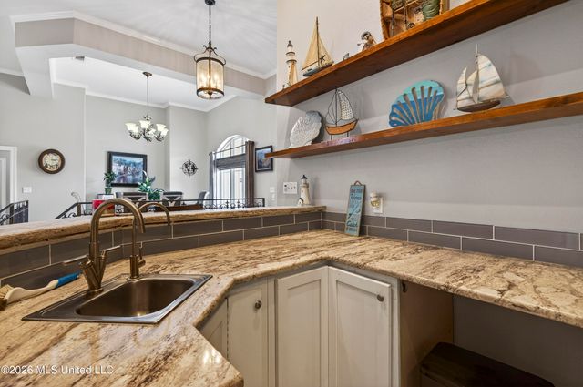 20185 Belle Vue Circle, D'iberville, MS 39540