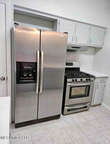 30 30th Street, Gulfport, MS 39507