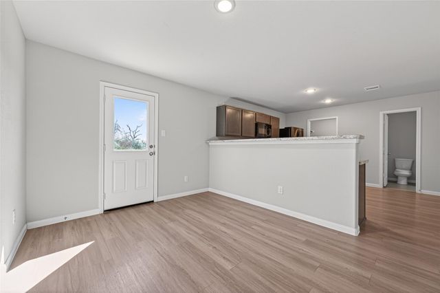 940 21st Street, Hempstead, TX 77445