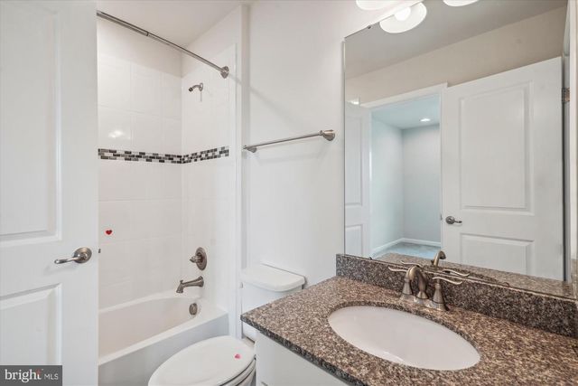6102 CHRONICLE ST, Hyattsville, MD 20782