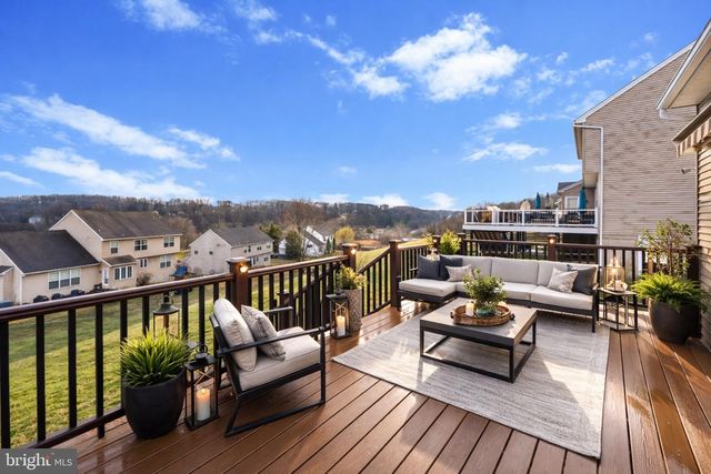 249 COLERIDGE LN, Coatesville, PA 19320