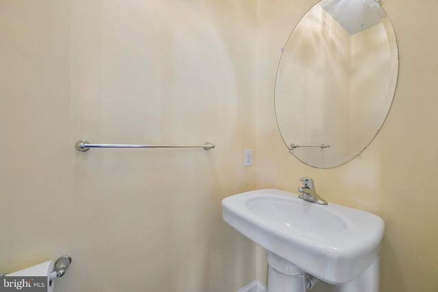 249 COLERIDGE LN, Coatesville, PA 19320