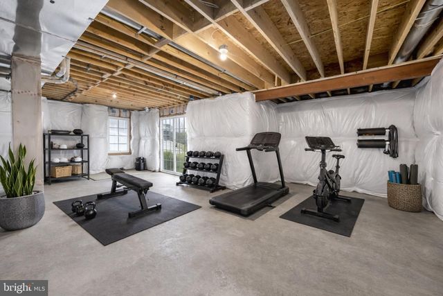 249 COLERIDGE LN, Coatesville, PA 19320