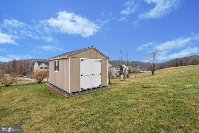 249 COLERIDGE LN, Coatesville, PA 19320