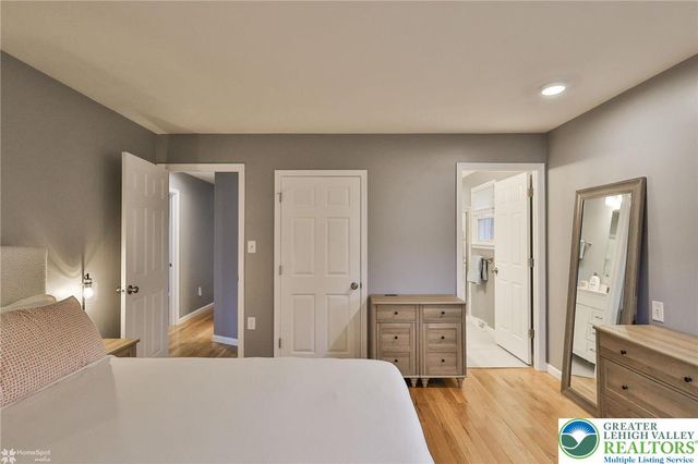 2982 Magnolia Circle, Lower Macungie Twp, PA 18062