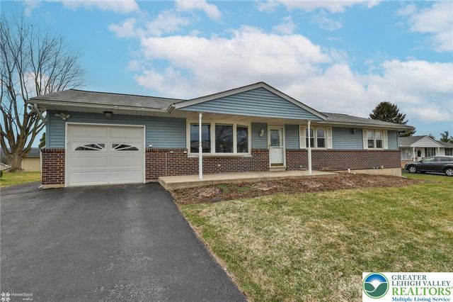 2982 Magnolia Circle, Lower Macungie Twp, PA 18062