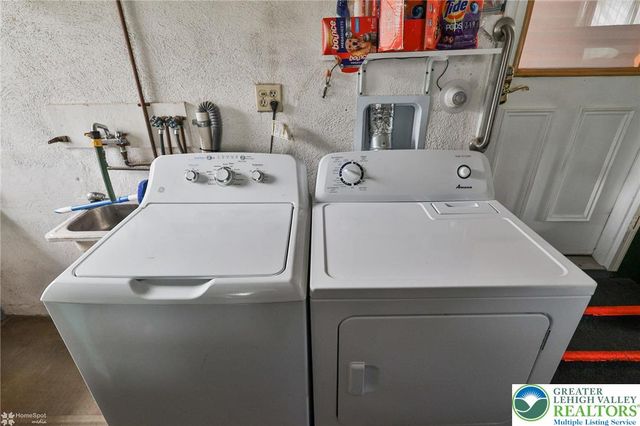 2982 Magnolia Circle, Lower Macungie Twp, PA 18062