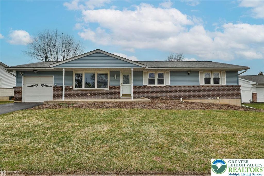 2982 Magnolia Circle, Lower Macungie Twp, PA 18062