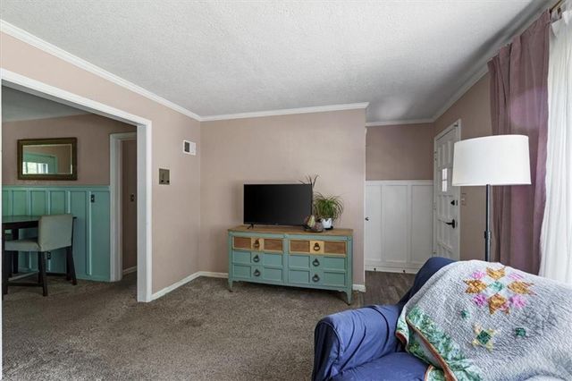 4338 Wood Avenue, Kansas City, KS 66102