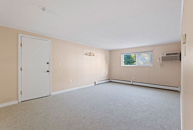 131 Creek St 5, Wrentham, MA 02093