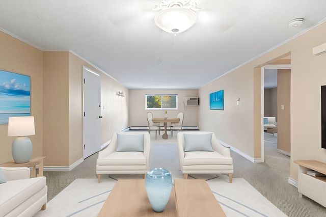 131 Creek St 5, Wrentham, MA 02093