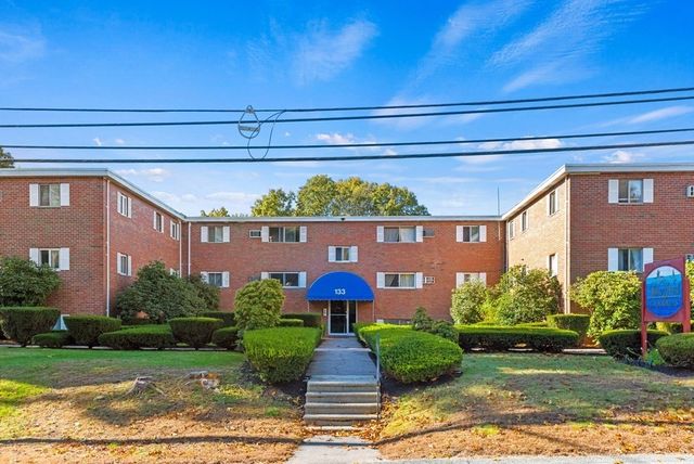 131 Creek St 5, Wrentham, MA 02093