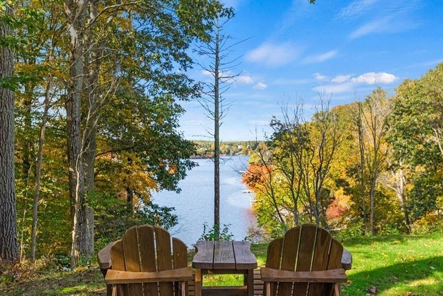 131 Creek St 5, Wrentham, MA 02093