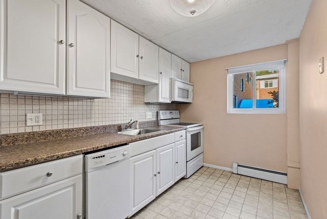 131 Creek St 5, Wrentham, MA 02093