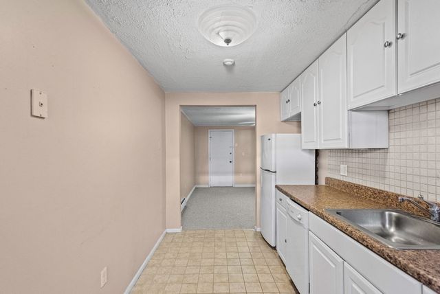 131 Creek St 5, Wrentham, MA 02093