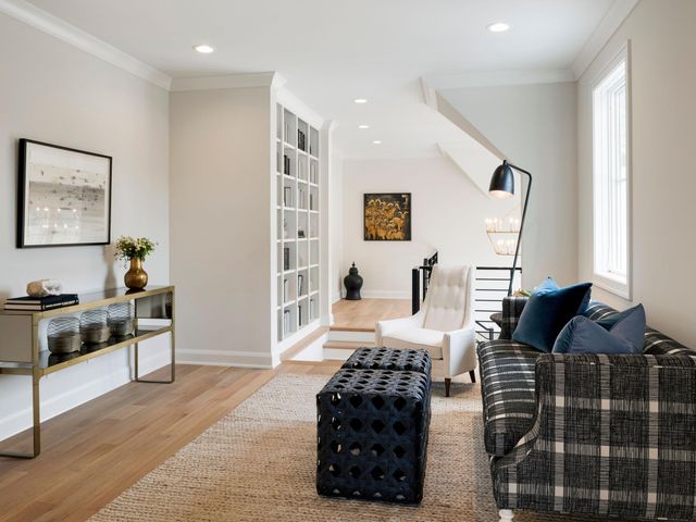 3205 County Road 101 South, Minnetonka, MN 55391