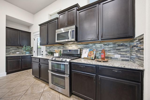 10905 Rock Island DR 57, Austin, TX 78717
