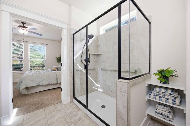 10905 Rock Island DR 57, Austin, TX 78717