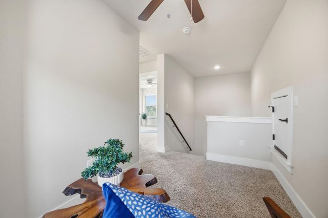 10905 Rock Island DR 57, Austin, TX 78717