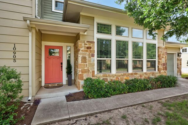 10905 Rock Island DR 57, Austin, TX 78717