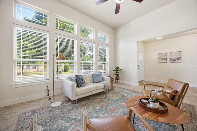 10905 Rock Island DR 57, Austin, TX 78717