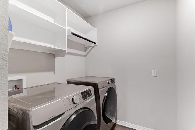 516 Longmount CV, Liberty Hill, TX 78642