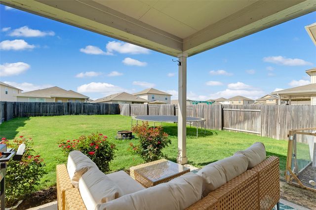 516 Longmount CV, Liberty Hill, TX 78642