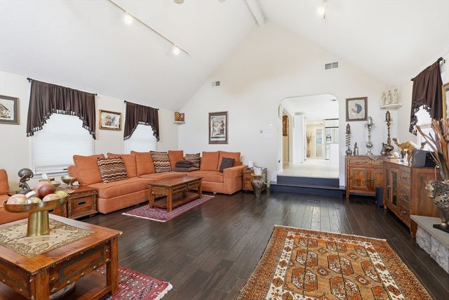50 Weyfair Path, Weymouth, MA 02190