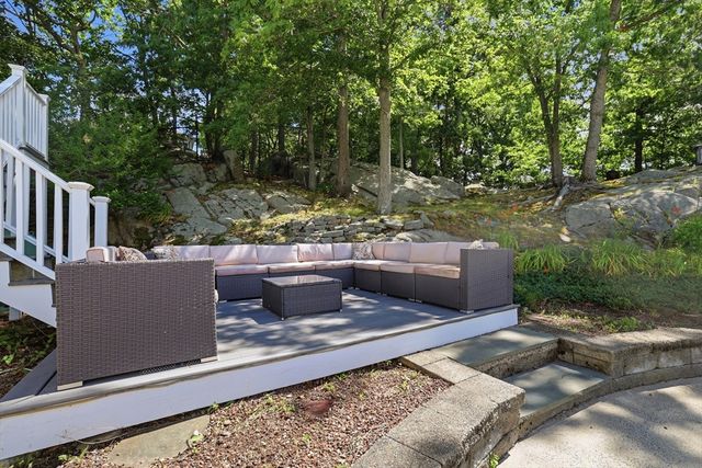 50 Weyfair Path, Weymouth, MA 02190