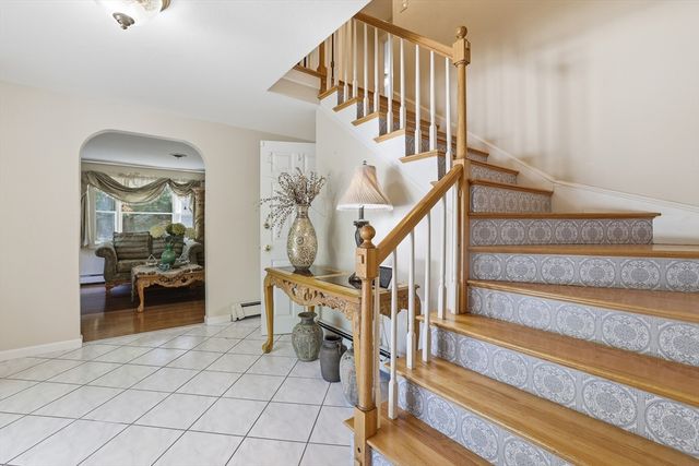 50 Weyfair Path, Weymouth, MA 02190