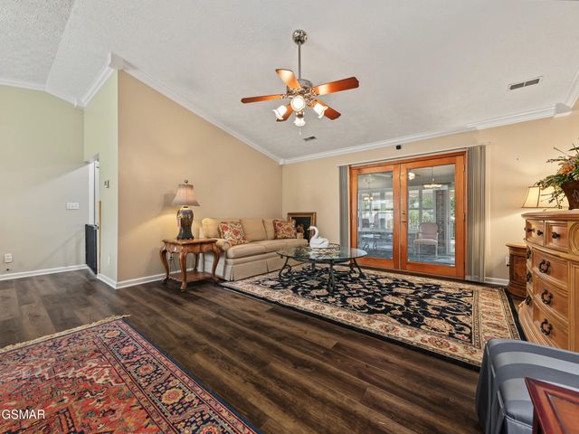 760 Gates Lane, Kodak, TN 37764