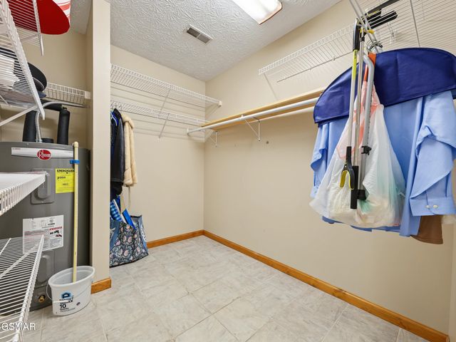 760 Gates Lane, Kodak, TN 37764