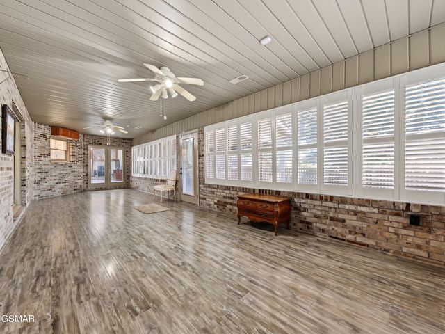 760 Gates Lane, Kodak, TN 37764