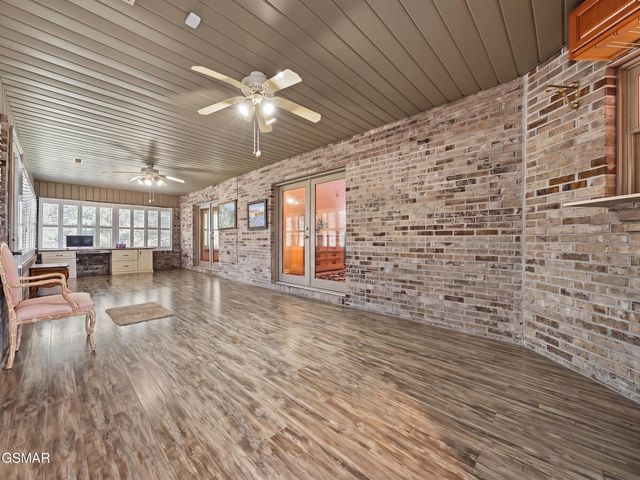 760 Gates Lane, Kodak, TN 37764